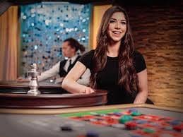Tampilan live betting dan statistik pertandingan dalam satu layar di aplikasi modern